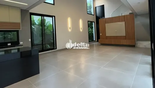 Casa de Condomínio com 5 Quartos à venda, 375m² no Nova Uberlândia, Uberlândia