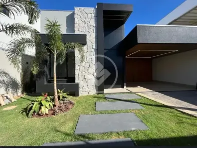 Casa com 4 Quartos à venda, 210m² no Plano Diretor Sul, Palmas