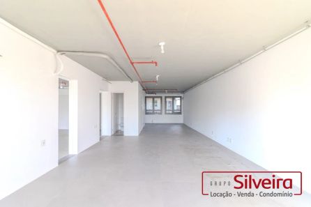 Sala Comercial para venda ou aluguel, 120m² no Auxiliadora, Porto Alegre