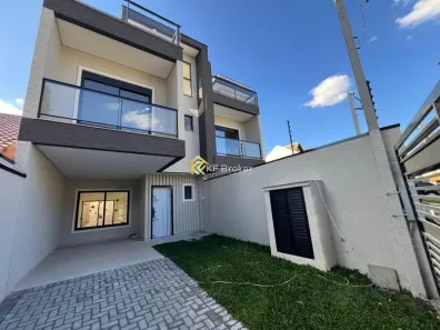 Sobrado com 3 Quartos à venda, 150m² no Uberaba, Curitiba