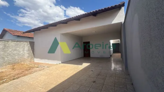 Casa com 3 Quartos para alugar, 180m² no Setor Garavelo, Goiânia
