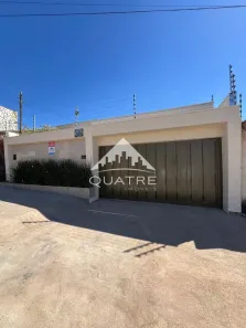 Casa com 4 Quartos para alugar, 180m² no Jundiaí, Anápolis