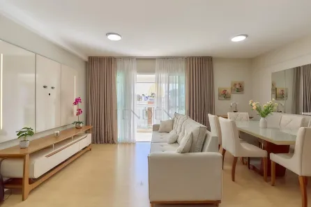 Apartamento com 3 Quartos à venda, 90m² no Campo Comprido, Curitiba