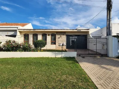 Casa com 3 Quartos para alugar, 225m² no Santa Quitéria, Curitiba