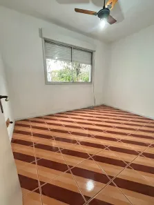 Apartamento com 2 Quartos para alugar, 48m² no Santo Antônio, Porto Alegre