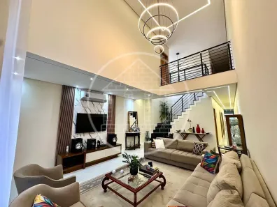 Sobrado com 4 Quartos à venda, 280m² no Interlagos, São Paulo