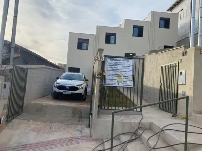 Casa com 2 Quartos à venda, 74m² no Canaã, Belo Horizonte