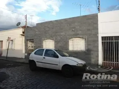Lote/Terreno à venda, 165m² no Nossa Senhora Aparecida, Uberlândia