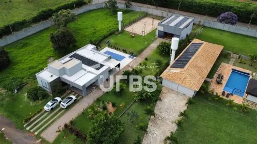 Casa de Condomínio com 4 Quartos à venda, 470m² no , Hidrolândia