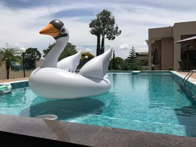 Casa de Condomínio com 4 Quartos à venda, 450m² no Park Way, Brasília