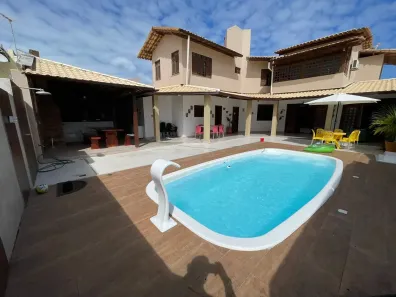 Sobrado com 5 Quartos à venda, 450m² no Marivan, Aracaju