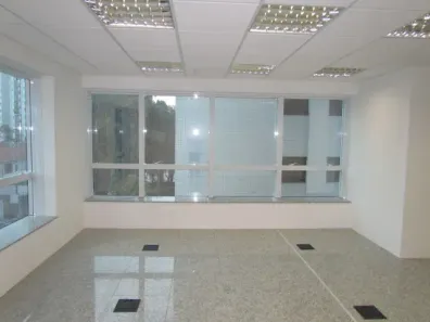 Sala Comercial para alugar, 30m² no Vila Guarani (Z Sul), São Paulo