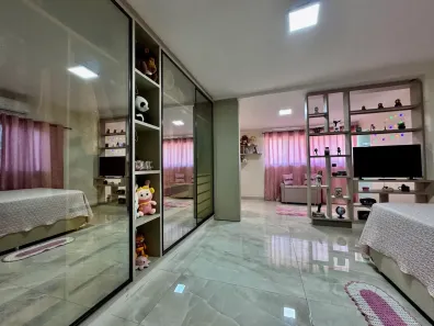 Sobrado com 3 Quartos à venda, 214m² no Setor Residencial das Rosas, Anápolis