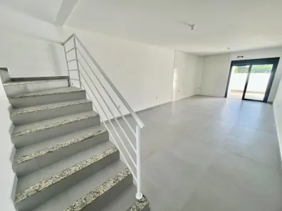 Casa com 3 Quartos à venda, 157m² no Campeche, Florianópolis