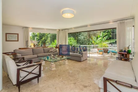 Casa com 5 Quartos à venda, 753m² no Pacaembu, São Paulo