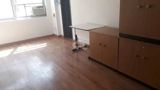 Sala Comercial à venda, 35m² no Centro Histórico, Porto Alegre