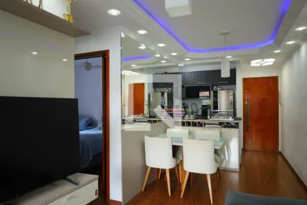 Apartamento com 2 Quartos à venda, 50m² no Vila Carmosina, São Paulo
