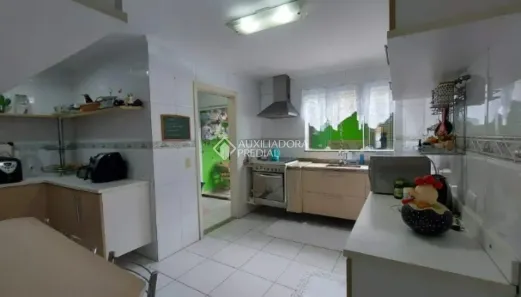 Sobrado com 3 Quartos à venda, 190m² no Nova Petrópolis, São Bernardo do Campo