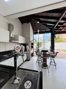 Sobrado com 4 Quartos à venda, 25m² no Condomínio Belvedere, Cuiabá