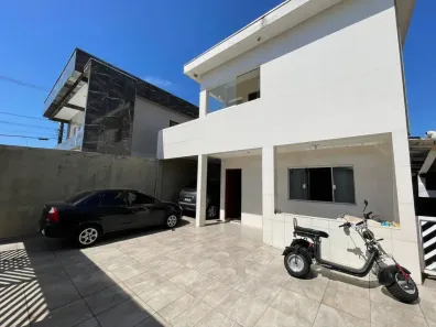 Sobrado com 3 Quartos à venda, 195m² no Maracanã, Praia Grande