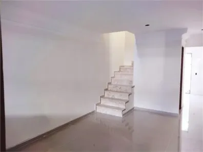 Sobrado com 3 Quartos à venda, 110m² no Água Fria, São Paulo