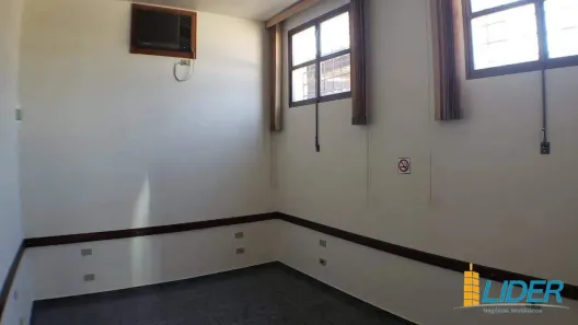 Sala Comercial para alugar, 16m² no Centro, Uberlândia