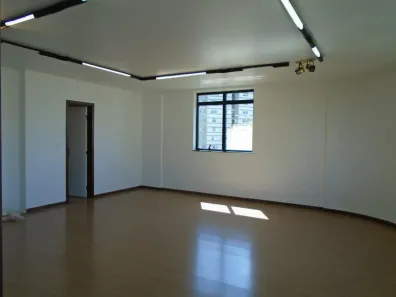 Sala Comercial para alugar, 55m² no Santa Efigênia, Belo Horizonte