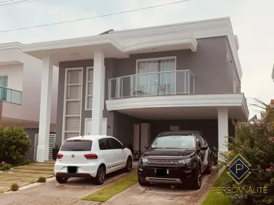 Casa com 4 Quartos à venda, 250m² no Santa Regina, Camboriú