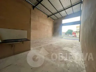 Galpão/Depósito/Armazém para alugar, 100m² no Laranjeiras, Uberlândia