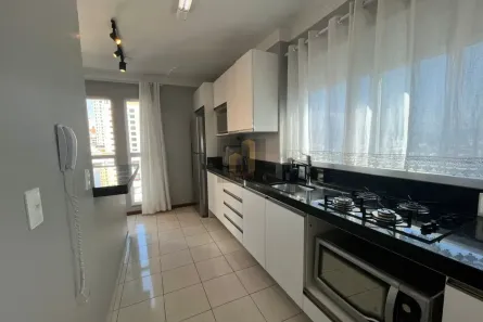 Apartamento com 3 Quartos para alugar, 84m² no Centro, Balneário Camboriú