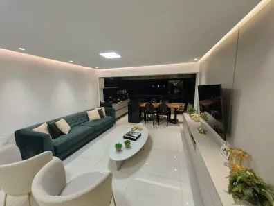 Apartamento com 2 Quartos para alugar, 162m² no Ponta Verde, Maceió