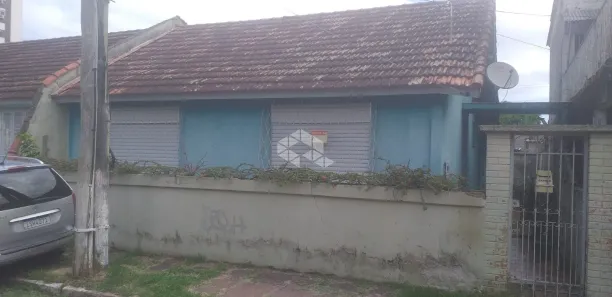 Casa com 2 Quartos à venda, 70m² no Jardim Carvalho, Porto Alegre