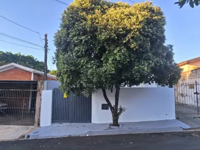 Casa com 3 Quartos para alugar, 68m² no Jardim Dom Pedro I, Araraquara