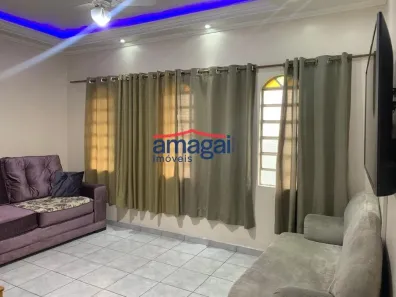 Casa com 3 Quartos para alugar, 80m² no Jardim das Indústrias, Jacareí