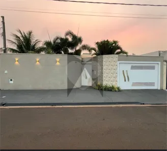 Casa com 3 Quartos à venda, 282m² no Cidade Jardim, Araraquara