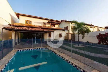Casa com 4 Quartos à venda, 289m² no Camboinhas, Niterói