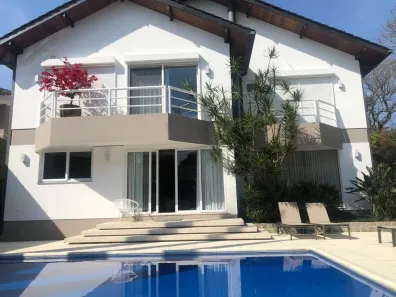 Casa de Condomínio com 4 Quartos à venda, 383m² no Seminário, Curitiba