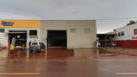 Galpão/Depósito/Armazém para alugar, 420m² no Jardim Itamaracá, Campo Grande