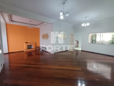 Sobrado com 7 Quartos à venda, 309m² no Vila Lavínia, Mogi das Cruzes