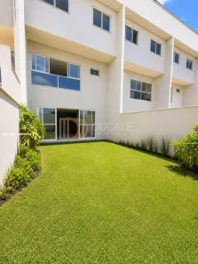 Casa com 3 Quartos à venda, 49m² no Serra Centro, Serra