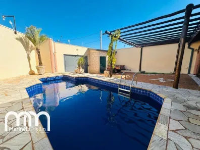 Sobrado com 3 Quartos à venda, 213m² no Vila Miranda, Sumaré