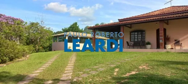 Fazenda/Sítio com 8 Quartos para alugar, 400m² no Saboó, São Roque