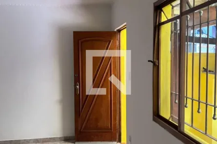 Casa com 2 Quartos à venda, 100m² no Parque Tomas Saraiva, São Paulo