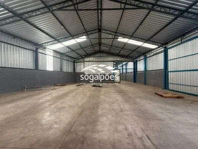 Galpão/Depósito/Armazém para alugar, 420m² no Liberdade, Ribeirão das Neves