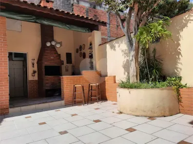 Sobrado com 3 Quartos à venda, 188m² no Jardim Petrópolis, São Paulo