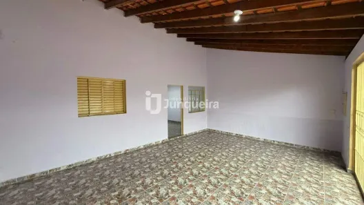 Casa com 2 Quartos para alugar, 70m² no Santa Terezinha, Piracicaba