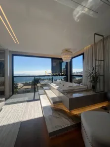Cobertura com 4 Quartos à venda, 195m² no Jurerê, Florianópolis