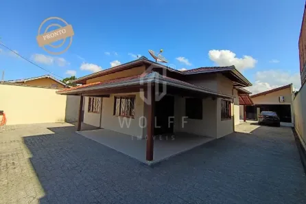 Casa com 3 Quartos à venda, 220m² no Centro, Balneário Piçarras