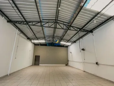 Galpão/Depósito/Armazém para alugar, 309m² no Céu Azul, Belo Horizonte