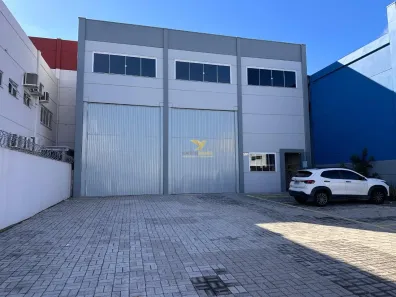 Galpão/Depósito/Armazém para alugar, 618m² no Pachecos, Palhoça